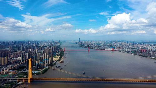 最新數(shù)據(jù) 湖北中部第一 武漢六年接近翻番 武漢市人民政府門戶網(wǎng)站
